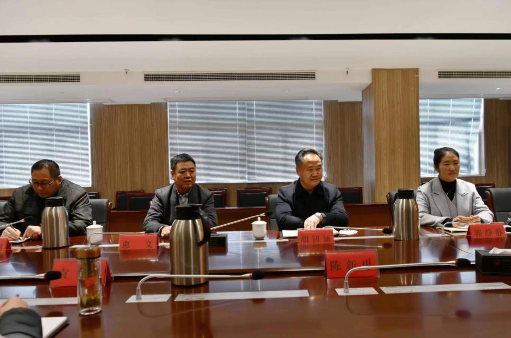 日出水了啊快点使劲动态图