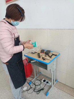 日出水了啊快点使劲动态图