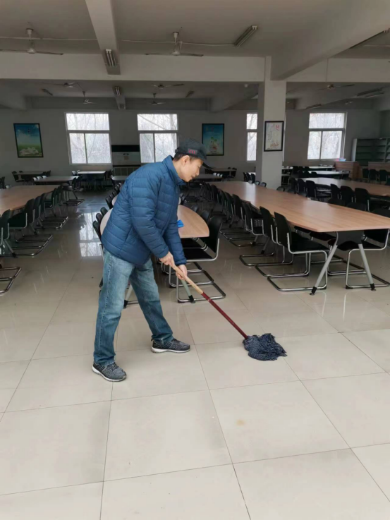 日出水了啊快点使劲动态图