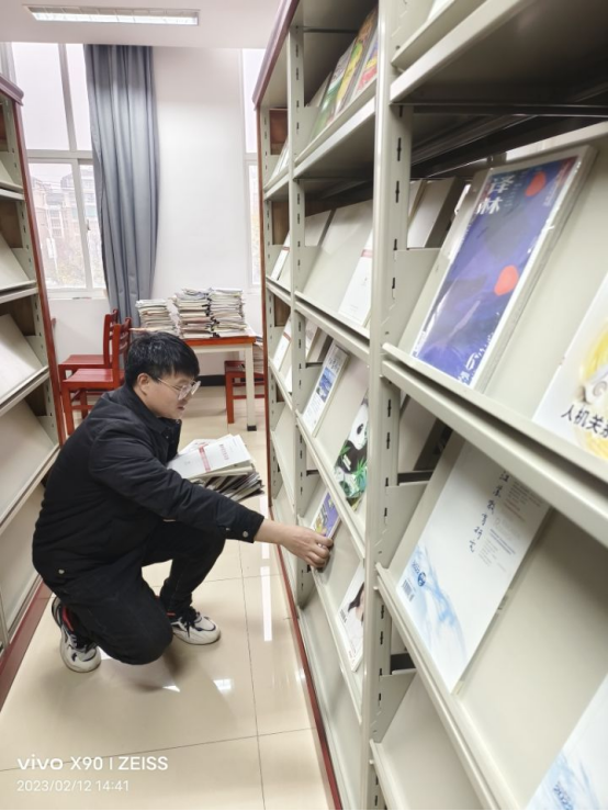 日出水了啊快点使劲动态图