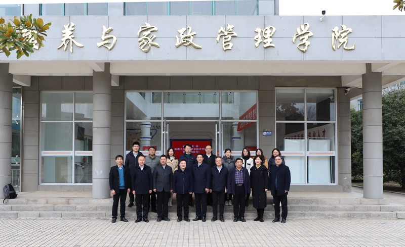 日出水了啊快点使劲动态图