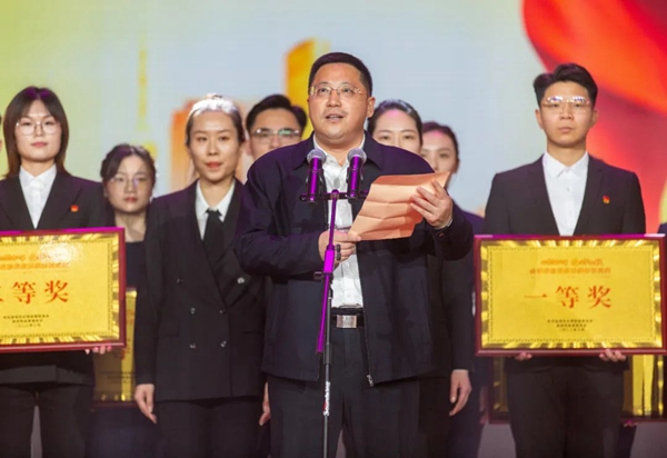 日出水了啊快点使劲动态图