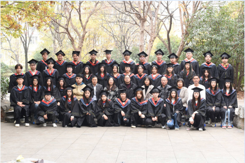 日出水了啊快点使劲动态图