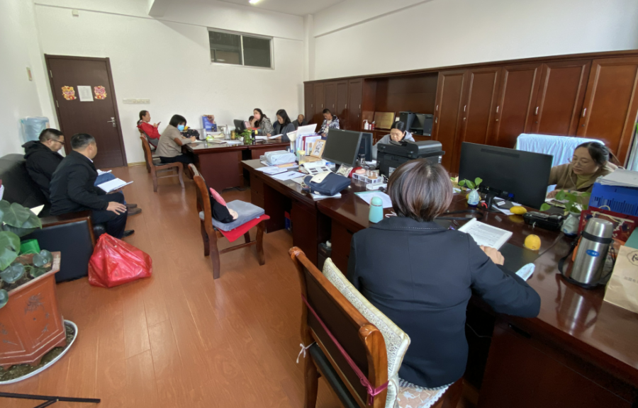 日出水了啊快点使劲动态图