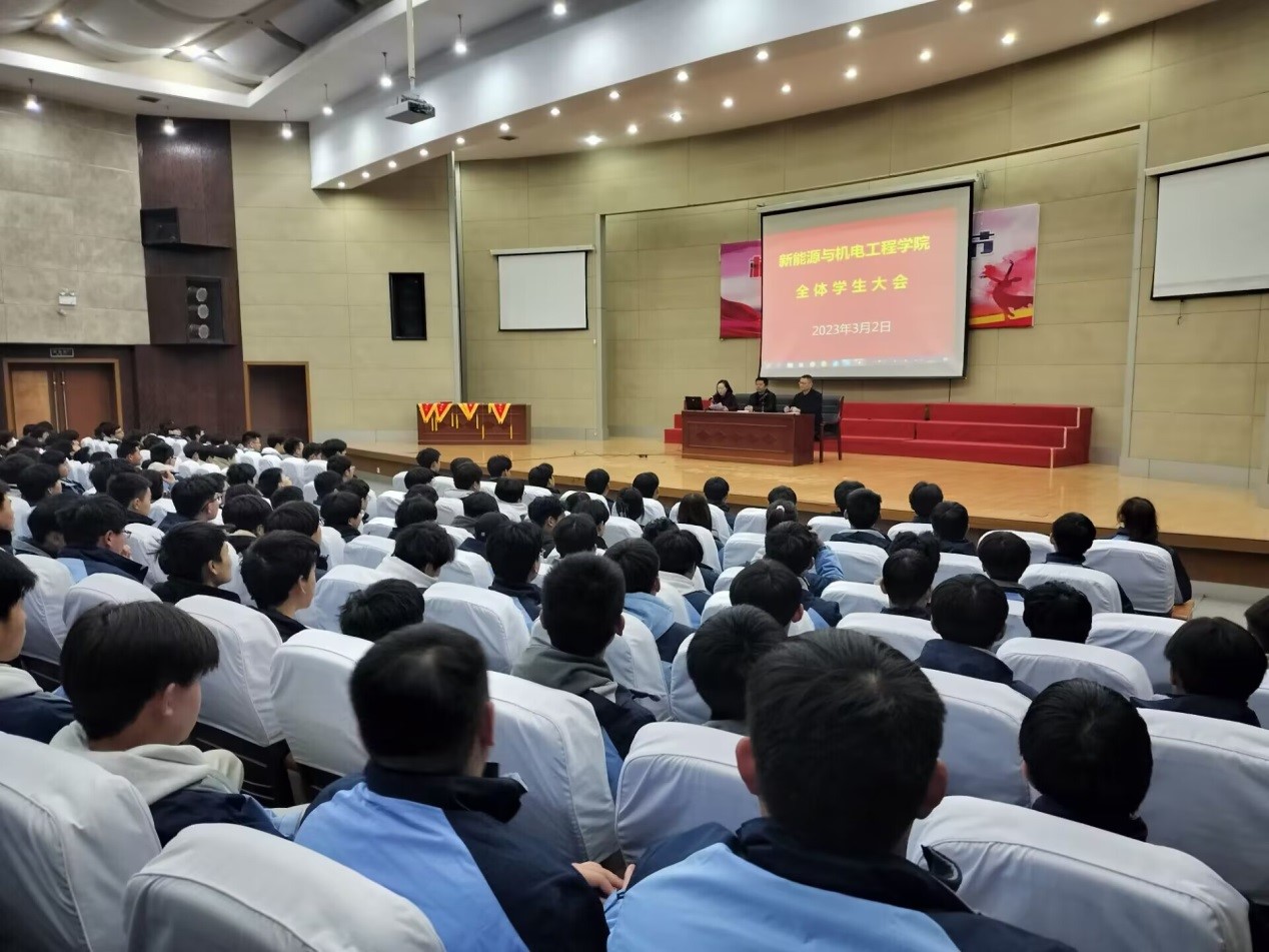 日出水了啊快点使劲动态图