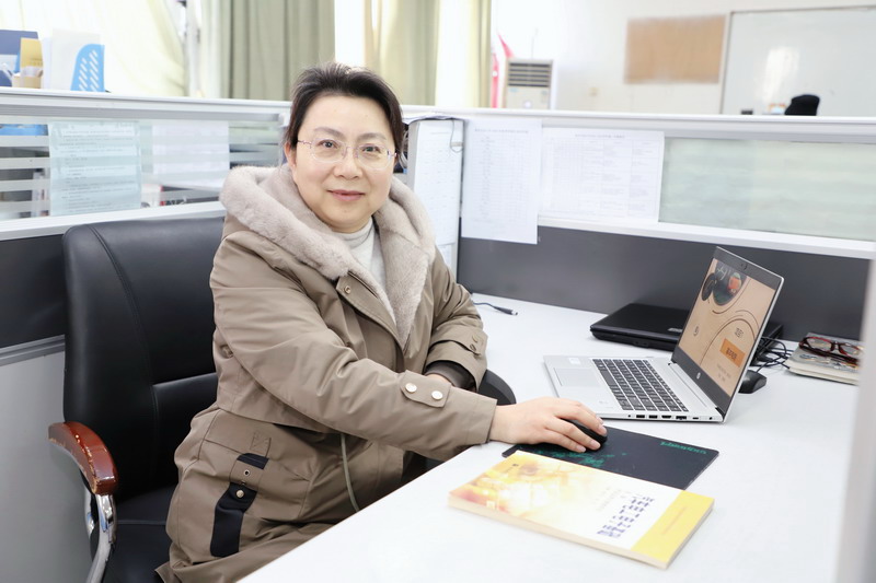 日出水了啊快点使劲动态图