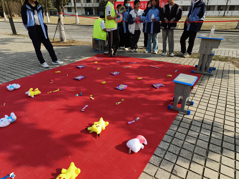 日出水了啊快点使劲动态图