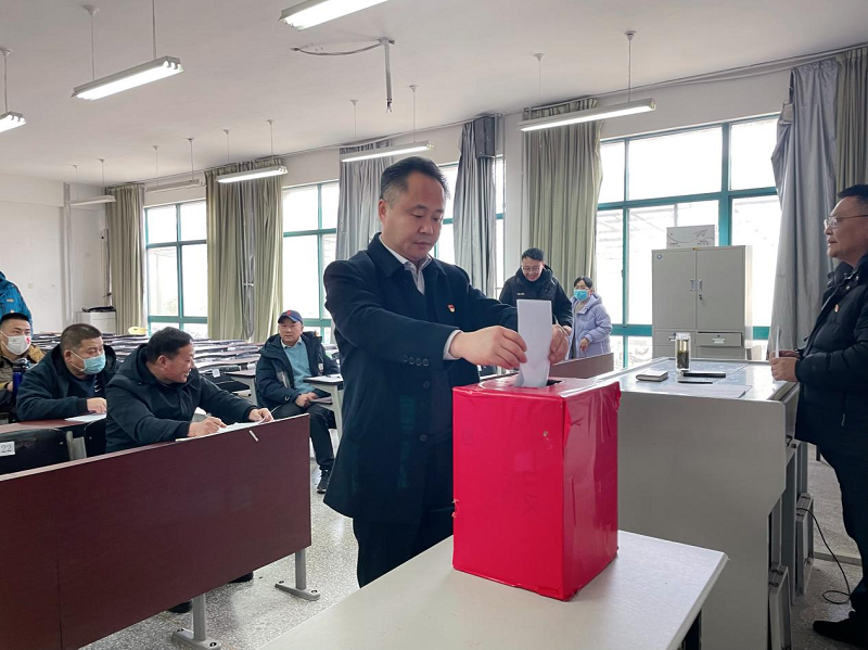 日出水了啊快点使劲动态图