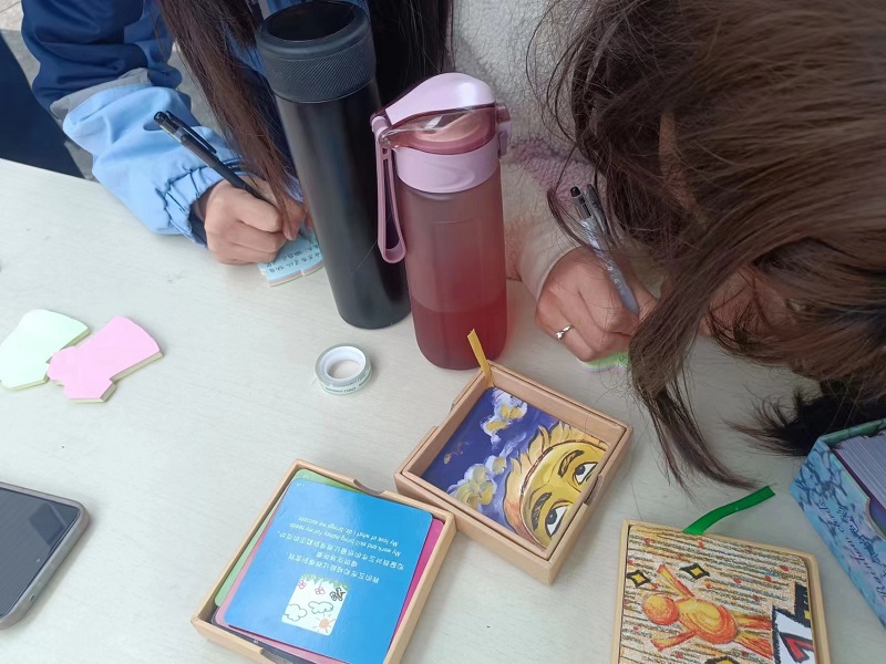 日出水了啊快点使劲动态图