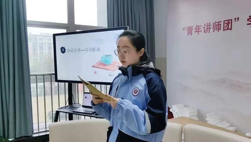 日出水了啊快点使劲动态图