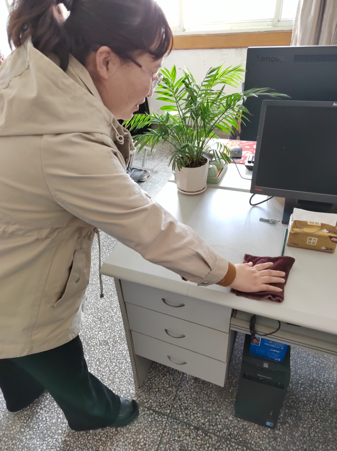 日出水了啊快点使劲动态图