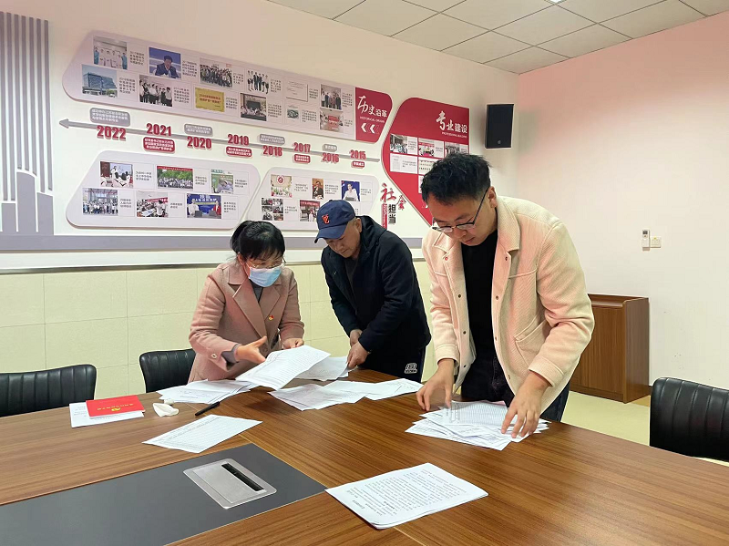 日出水了啊快点使劲动态图