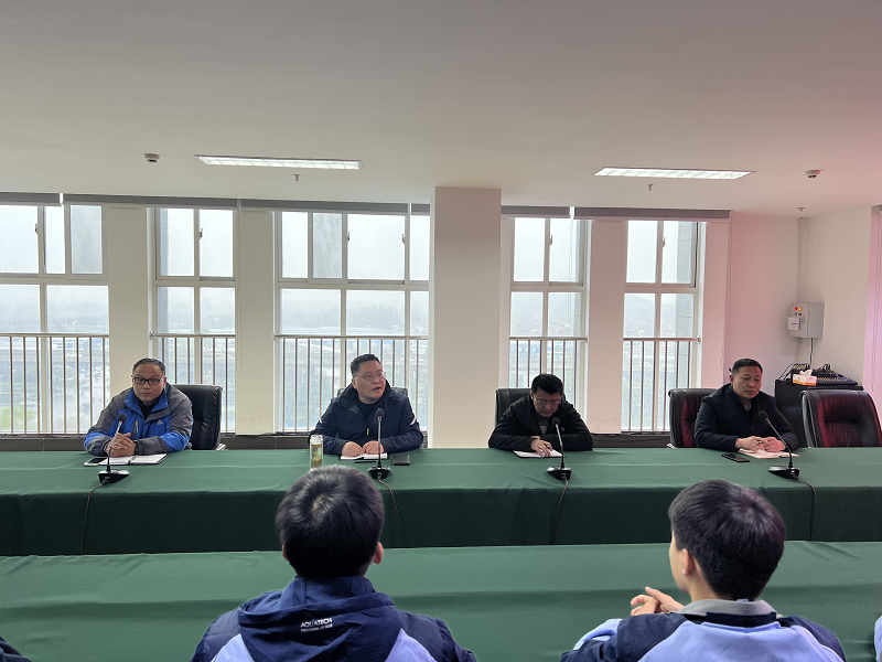 日出水了啊快点使劲动态图