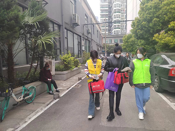 日出水了啊快点使劲动态图