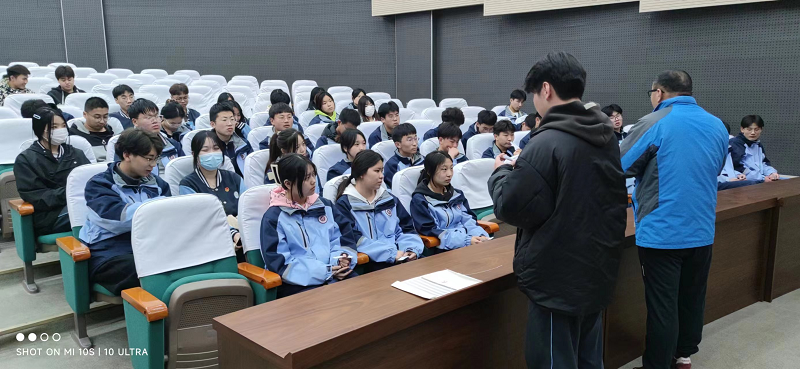 日出水了啊快点使劲动态图