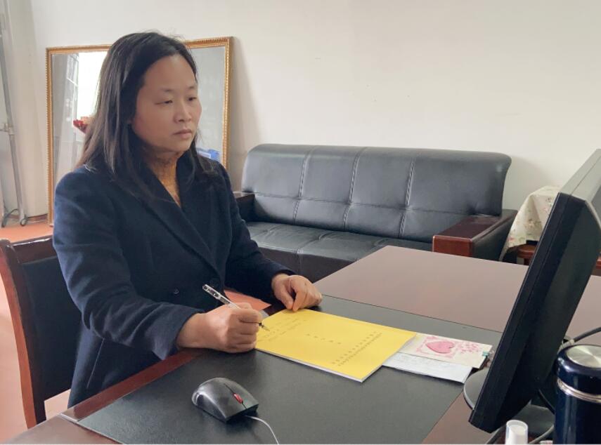 日出水了啊快点使劲动态图