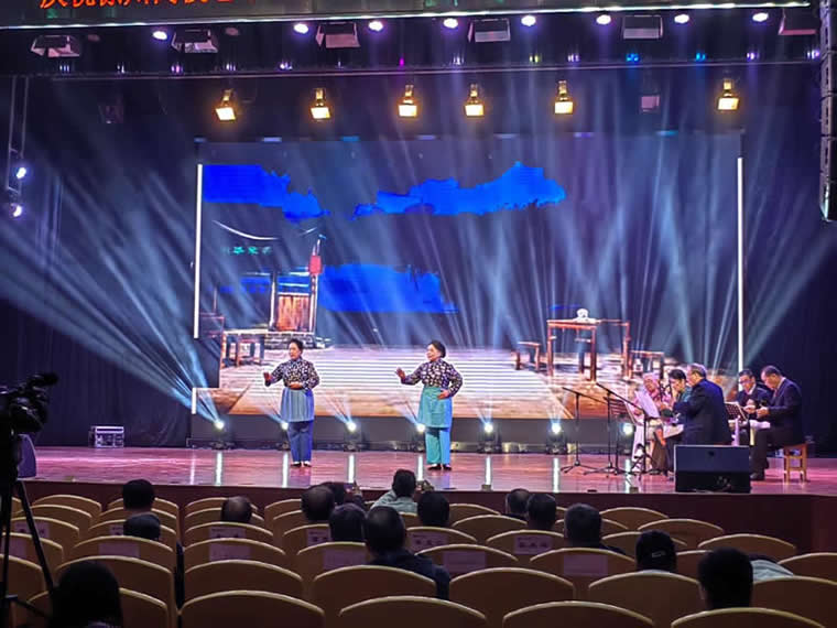 日出水了啊快点使劲动态图