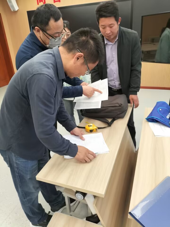 日出水了啊快点使劲动态图