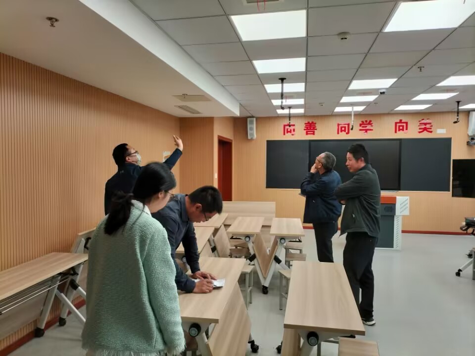 日出水了啊快点使劲动态图