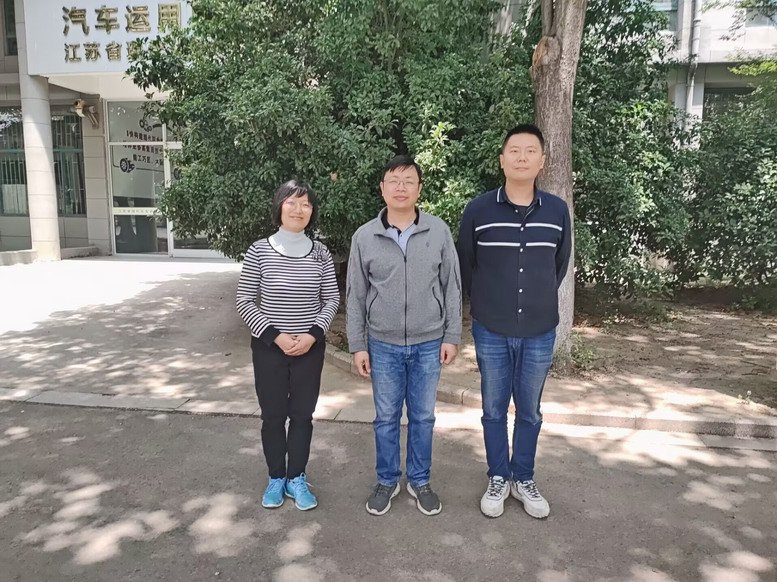 日出水了啊快点使劲动态图