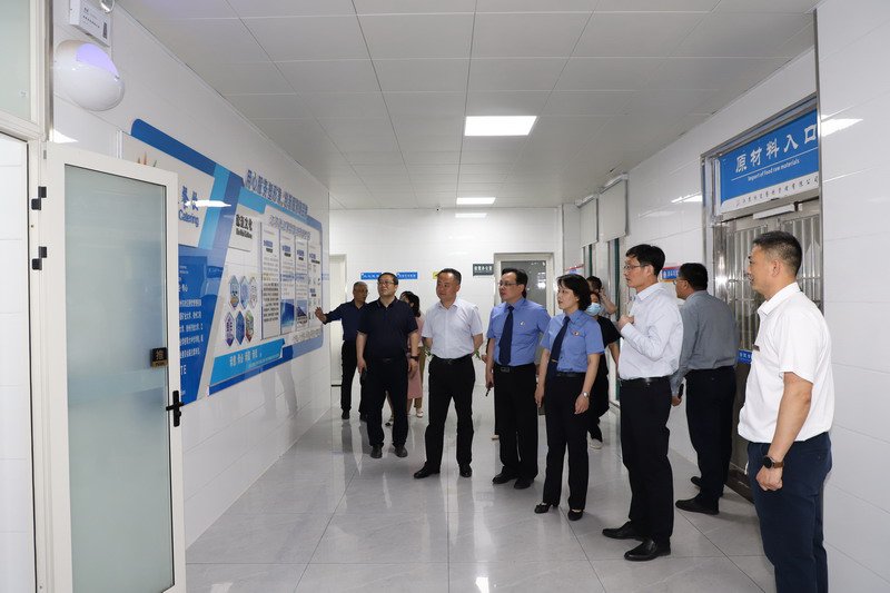 日出水了啊快点使劲动态图