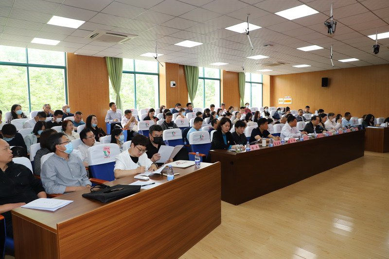 日出水了啊快点使劲动态图