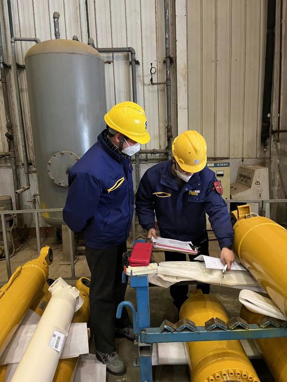 日出水了啊快点使劲动态图