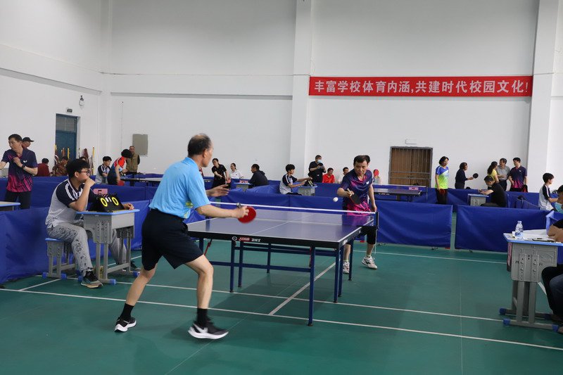 日出水了啊快点使劲动态图