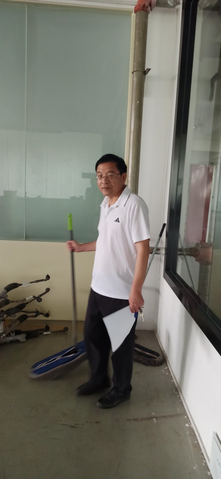 日出水了啊快点使劲动态图