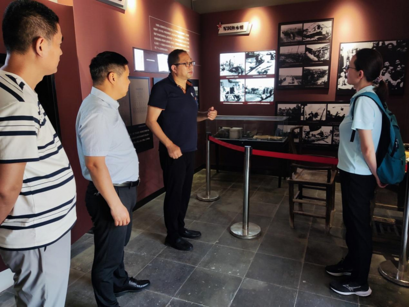 日出水了啊快点使劲动态图