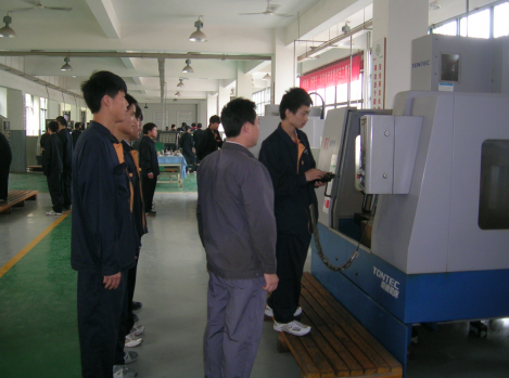 日出水了啊快点使劲动态图