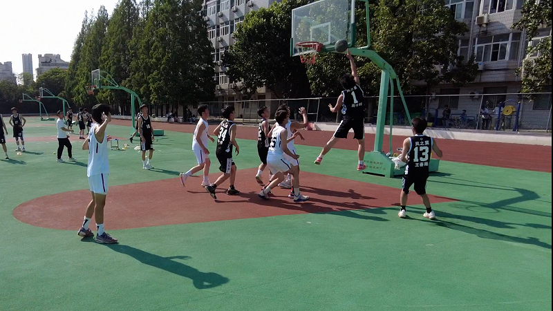 日出水了啊快点使劲动态图