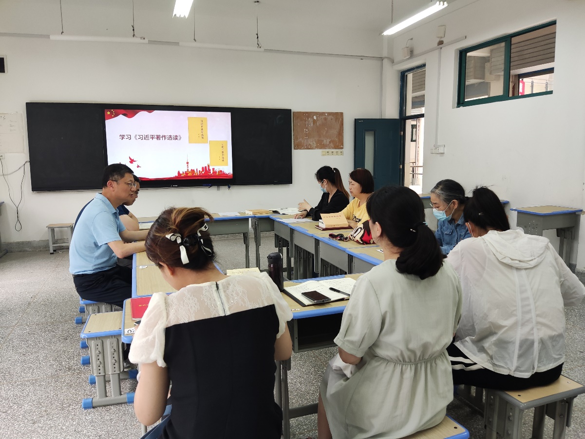 日出水了啊快点使劲动态图