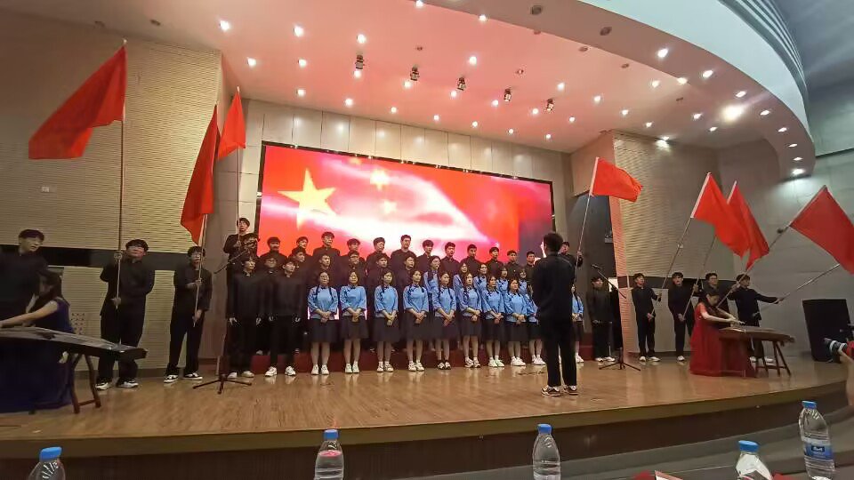 日出水了啊快点使劲动态图