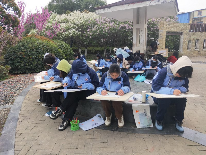 日出水了啊快点使劲动态图