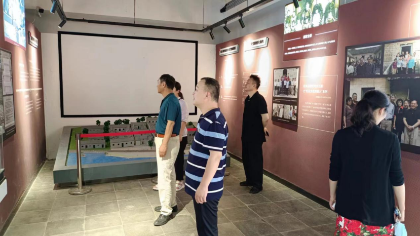 日出水了啊快点使劲动态图