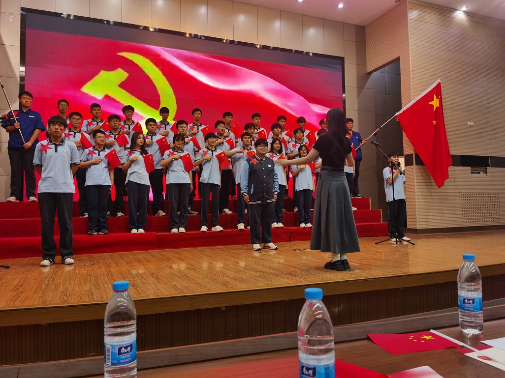 日出水了啊快点使劲动态图