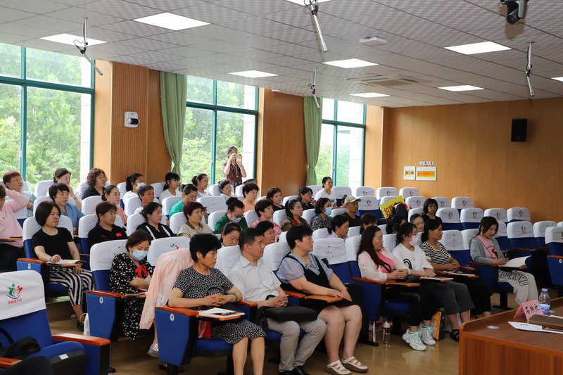 日出水了啊快点使劲动态图