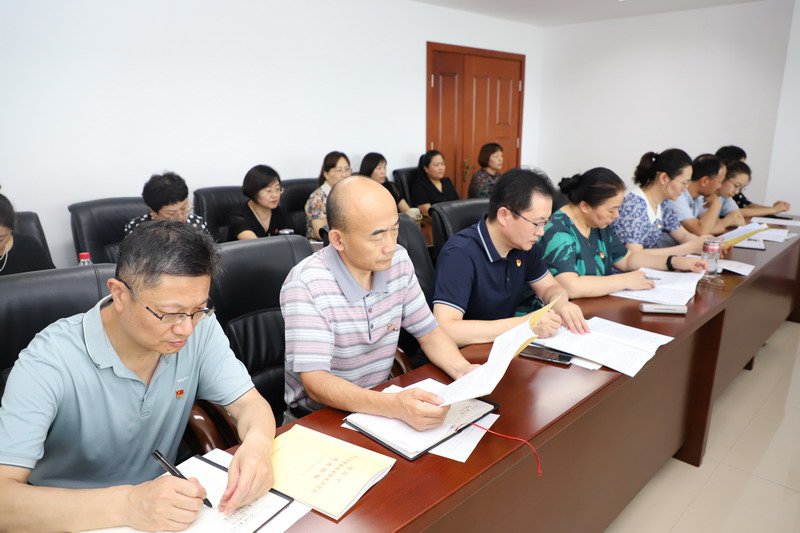 日出水了啊快点使劲动态图