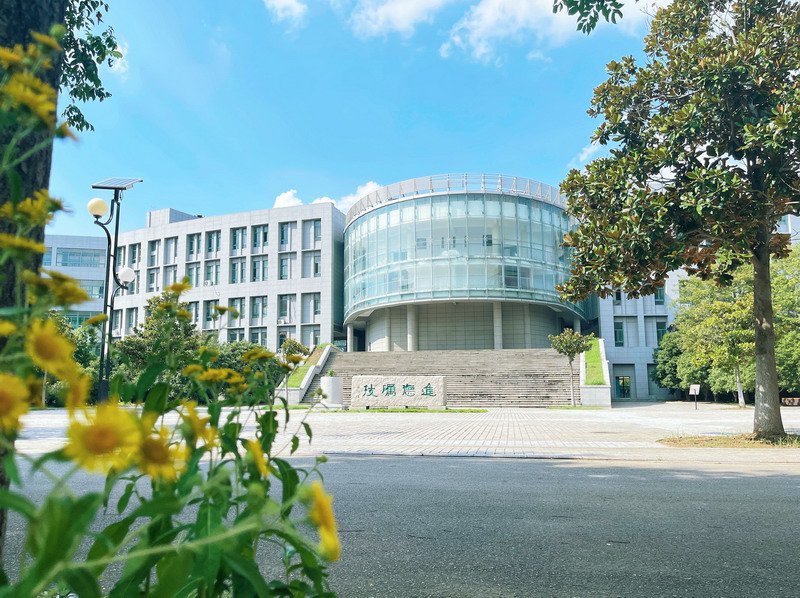 日出水了啊快点使劲动态图