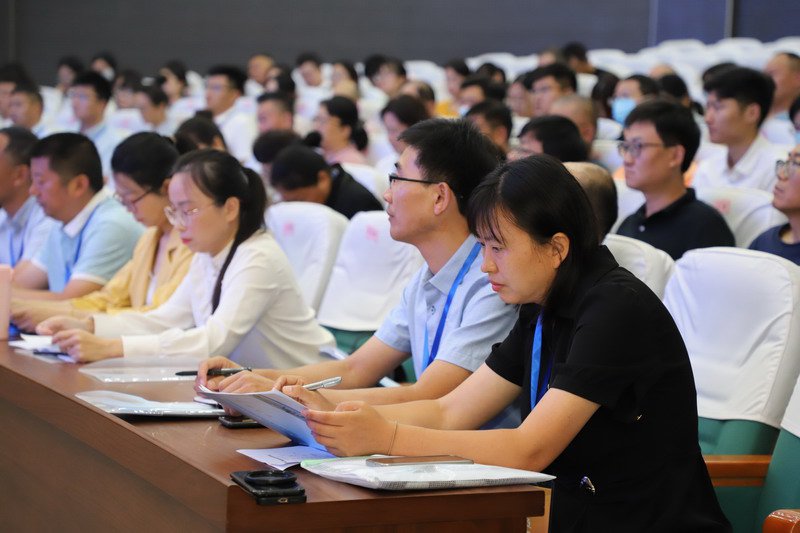 日出水了啊快点使劲动态图