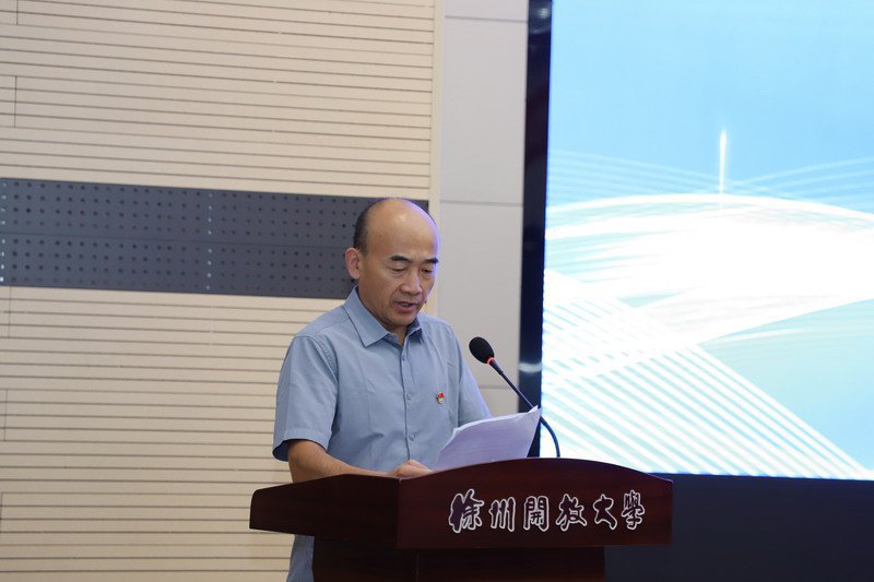 日出水了啊快点使劲动态图