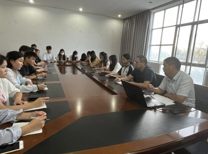 日出水了啊快点使劲动态图