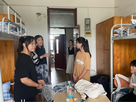 日出水了啊快点使劲动态图