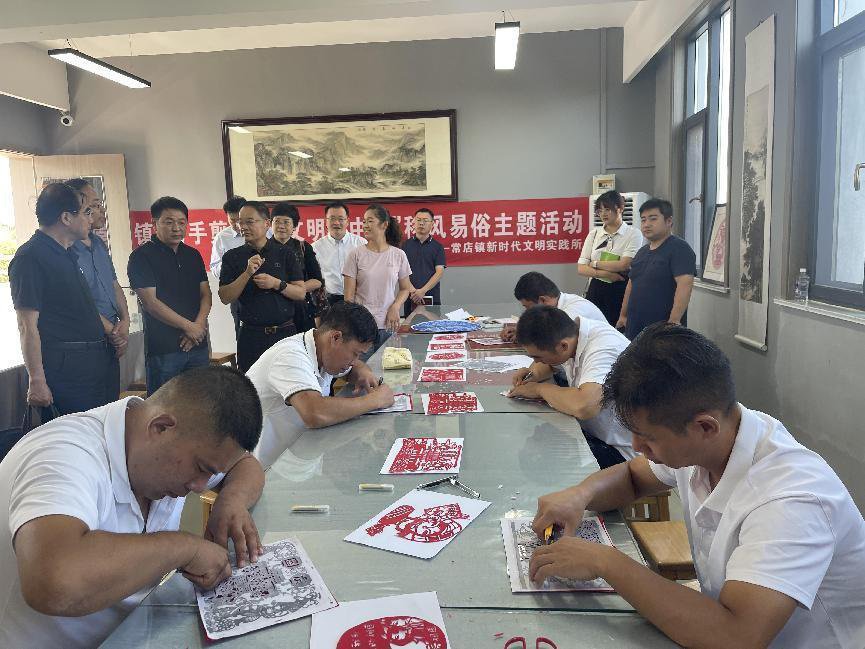 日出水了啊快点使劲动态图