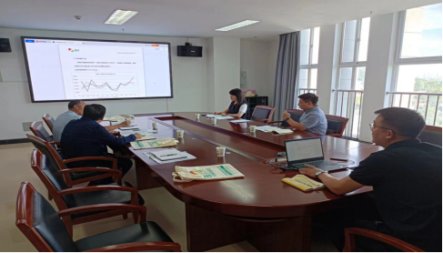 日出水了啊快点使劲动态图