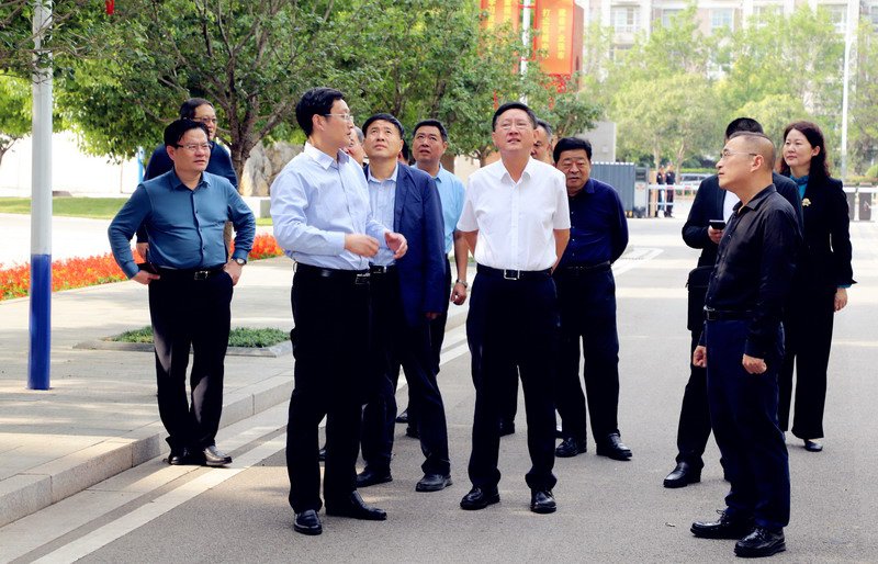 日出水了啊快点使劲动态图