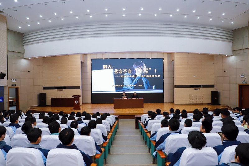 日出水了啊快点使劲动态图