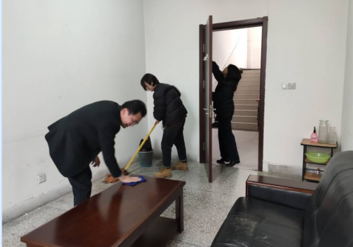 日出水了啊快点使劲动态图