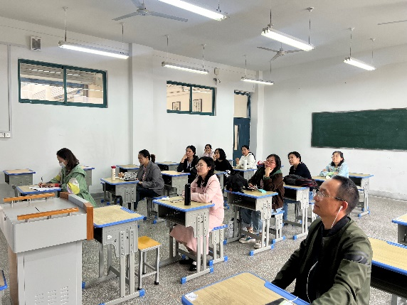 日出水了啊快点使劲动态图